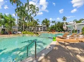 1104 and 1105 Oaks Resort