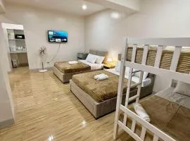 24-Seven Guesthouse - Room 201