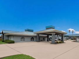 Rodeway Inn & Suites Corpus Christi Northwest, hotel pobl&iacute;ž Mezin&aacute;rodn&iacute; leti&scaron;tě Corpus Christi      - CRP, Corpus Christi