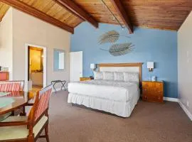 Oceanfront Inn Suite #12- Ocean View Balcony - King Bed