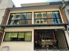 Lachata Ramkhamhaeng Hotel 曼谷拉差塔酒店