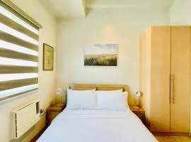 5 Modern Chic Studio