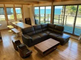 Nishikata Beach House 1 -西方海岸貸別荘 壱号-