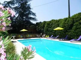 Séjour authentique-Piscine Privée Chauffée- Spa et Nature