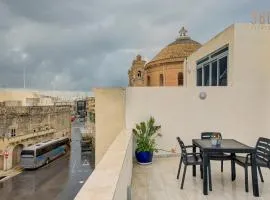 Penthouse in Mosta with city views & terrace by 360 Estates