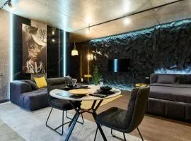 VIP Studio MANHATTAN City, Prospect Beresteiskyi 11