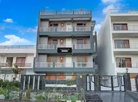 Super Townhouse Sector 135 Noida