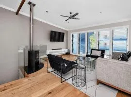 Sea Point Luxury Escape with Private Pool