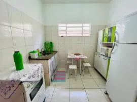 Casa Bauri Espaçosa com Churrasqueira e só 600m da praia Perequê Açú