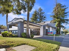 SureStay Plus Hotel by Best Western Sacramento North, Hotel in Sacramento