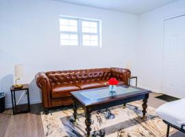 Bright and Cozy Home- Downtown Indianapolis, villa in Indianapolis