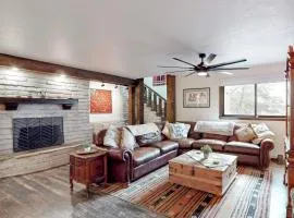 Tranquil Trails -Quiet Area - Pet Friendly - By I-40
