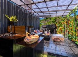 Vacation Rental Motobu Grande BBQ機材完備, hotel v destinaci Motobu