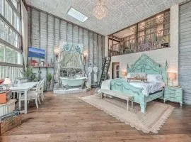 The Charleston Treehouse