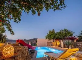 Traditional Villa Rogdia with Private Pool & BBQ, Near Rethymno