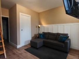 Gaia Style Room in a Shared Apartment, hotel v destinaci Vila Nova de Gaia