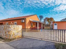 Rustic Retreat Apartments in Pridraga