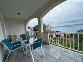 Anchor Apartment in Stanići Near Omiš