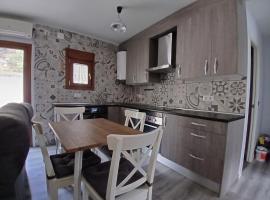 Entrepinos, hotel a Guisando