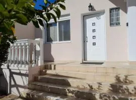 Omorfi Poli 120 sqm Apartment