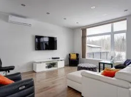 Luxury New Home - with Parking