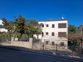Apartments Vila Tisa, hotel v destinaci Mali Lošinj