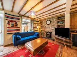 Quirky Mountain Cottage
