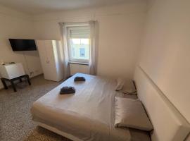 Chambre centre gasperich, habitaci&oacute; en una casa particular a Luxemburg