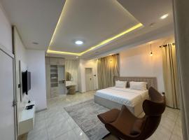 Cozy, hotel v destinaci Awoyaya
