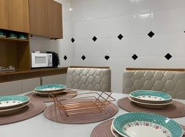 Apartamento aconchegante próximo à Faculdade、アラシャーのホテル