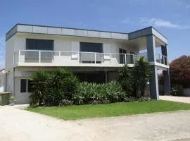 Marine Parade Holiday Unit 2
