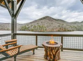 Direct Lake Access and Fire Pit Tuckasegee Cottage!