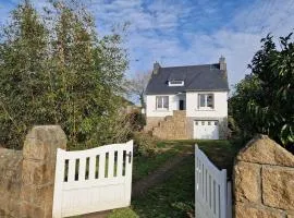 Holiday Home in Port-Blanc near Les Dunes Beach