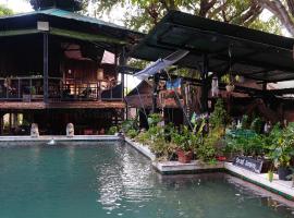 Tropical Hostel, auberge de jeunesse sur les Îles Phi Phi