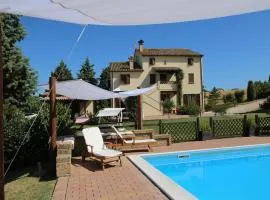 Marche family home w Pool