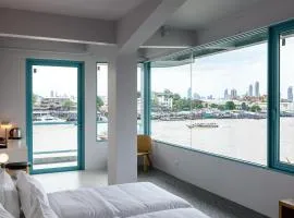Mowa Bangkok