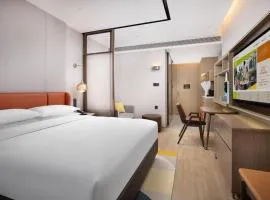 Home2 Suite by Hilton Kunming Xishan