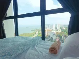 Infinity pool luxury apartment suites 3br 10 pax
