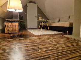 Maisonettewohnung am Badesee bei Kassel, hotel v destinaci Weimar