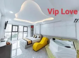 Z Hotel Lạc Long Quân