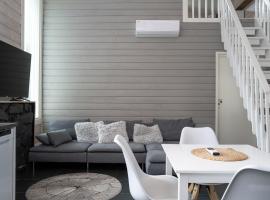 Holiday Cabin Pikkuleijona, villa in Himos