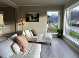 Beautiful Villa in Isfjorde, hotel s baz&eacute;nem v destinaci Isfjorden