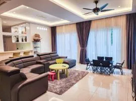 KL -- Groove Retreat with KTV & Pool Table - 4BR4B - 16 pax by Cowidea