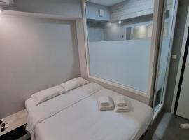 athens.apartotel.box