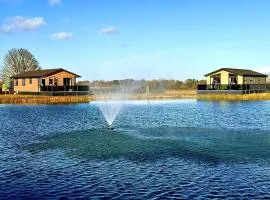 Brackenborough Lakes Resort、ラウスのシャレー