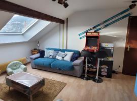 Le Tr&eacute;sor des Vosges Appartement spacieux et lumineux 80m2 - jeux arcades - id&eacute;al famille 4 &agrave; 6 personnes, hotel vicino alla spiaggia a G&eacute;rardmer
