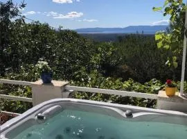 Apartment Paris with jacuzzi and sea view