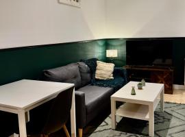 Your Home Loos Lille, ξενοδοχείο σε Loos