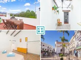 Cubo's Nueva House Town Center