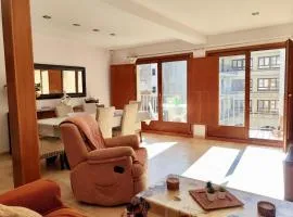 Large floor with communal pool